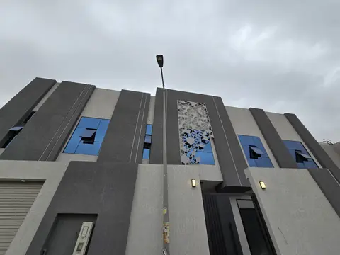 واجهة زجاجية - بقيق